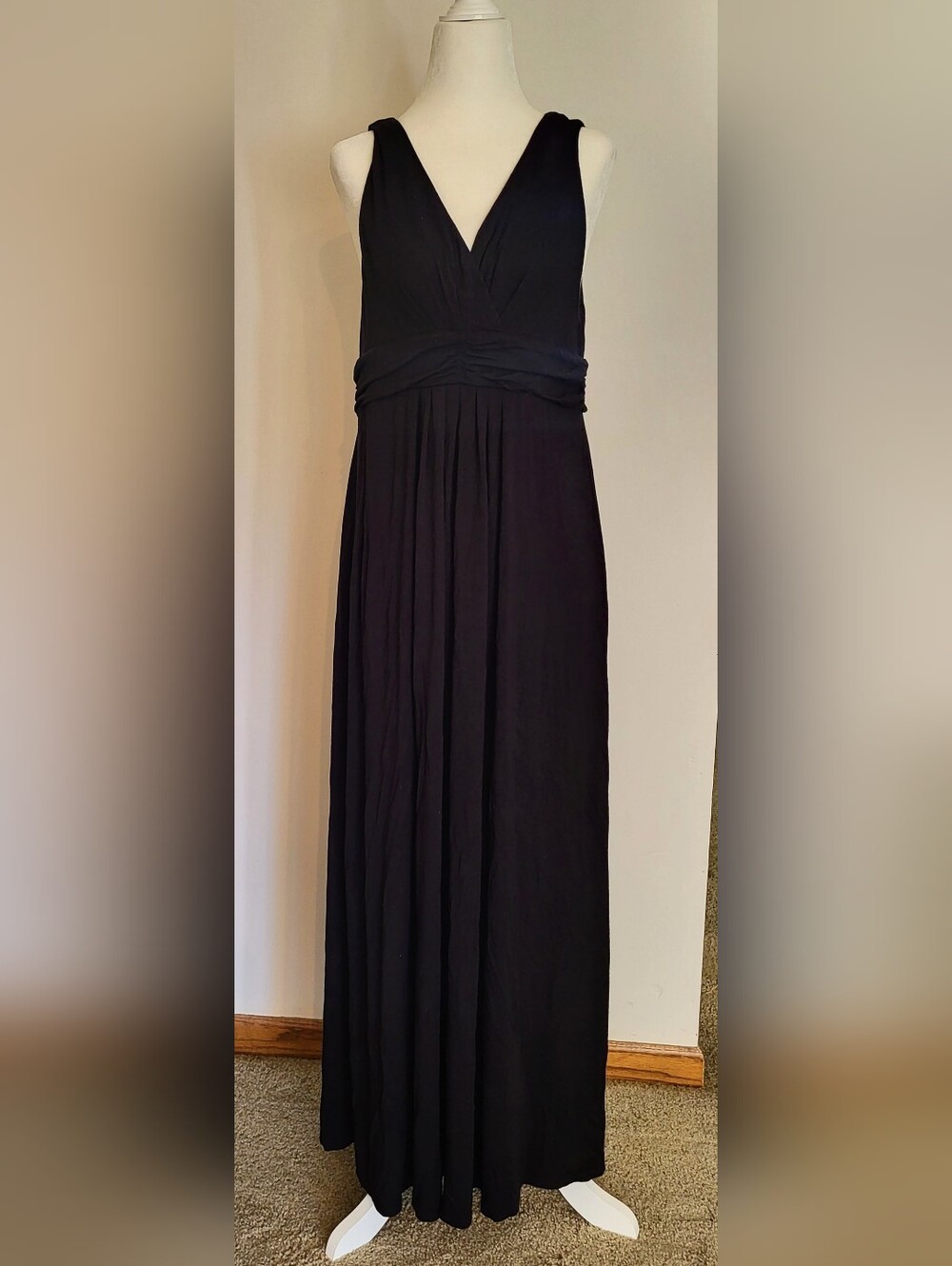 Soft Surroundings Black Ruched Waist V-Neck Sleeveless Maxi Dress Estimated Sz M